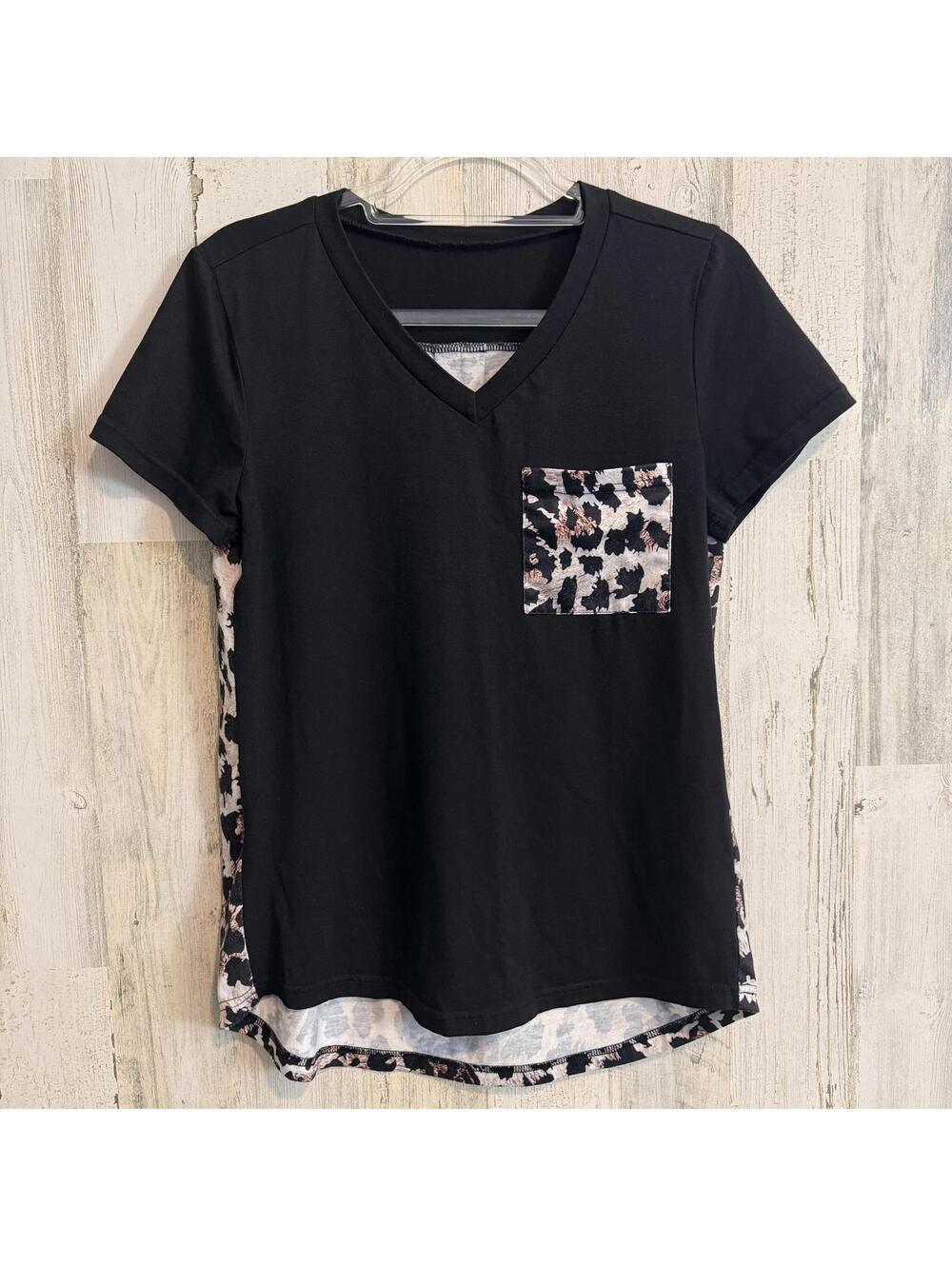 Women's Small Black V-Neck T-Shirt with Leopard Print